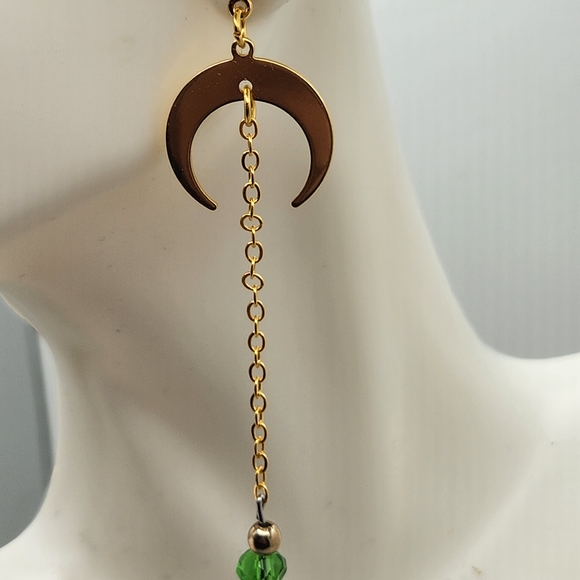 Chic Gold and Green Crescent Chain Earrings - Picture 8 of 8